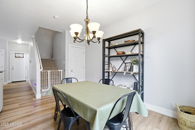 Building Photo - 1255 S Rialto