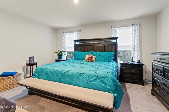 Building Photo - 5893-A Creekside Crossing Unit