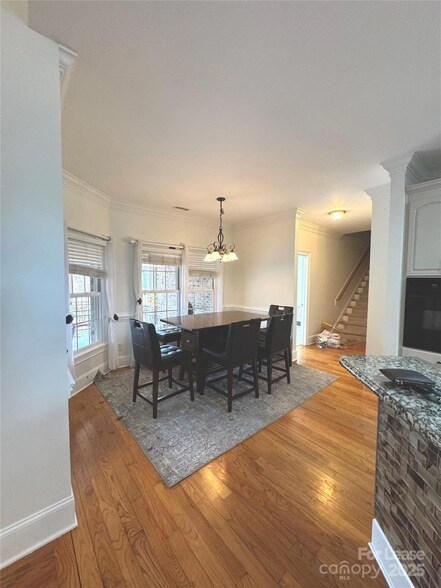 Building Photo - 5919 Newell Dr