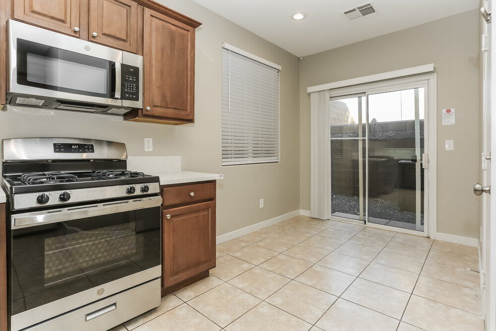 Building Photo - 9937 Fountain Walk Ave