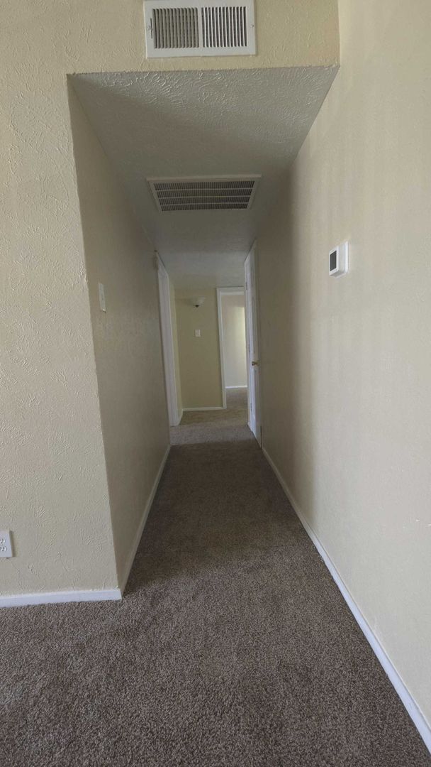 Building Photo - Spacious 2-Bedroom Apartments in Dallas – Starting at $1,150/Month