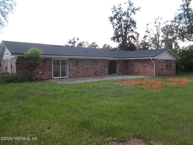 Building Photo - 126 Vanderford Rd N