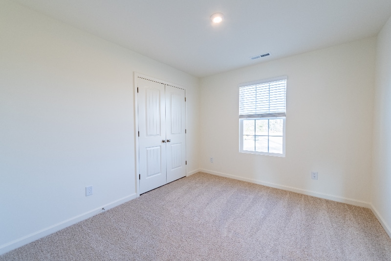 Building Photo - 55 Fern Ridge Dr