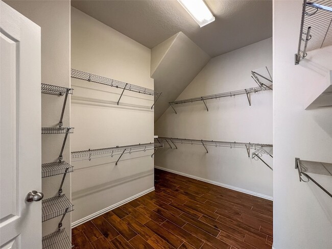 Building Photo - 24811 Mason Trail Dr