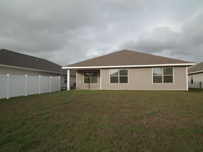 Building Photo - 24061 Citation Lp