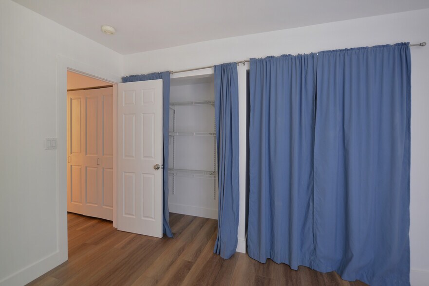 BEDROOM 2 - 620 Mathews St