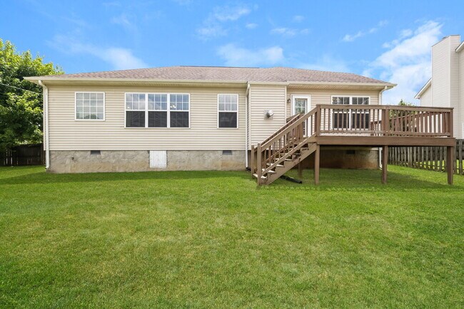 Building Photo - 639 Belinda Pkwy