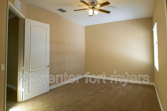 Building Photo - 6010 Jonathans Bay Cir