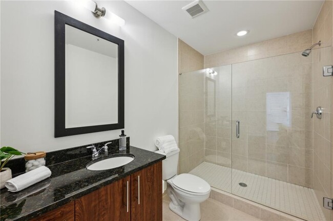 Building Photo - 1080 Peachtree St NE