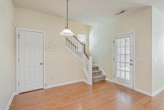 Building Photo - 230 Cameron St