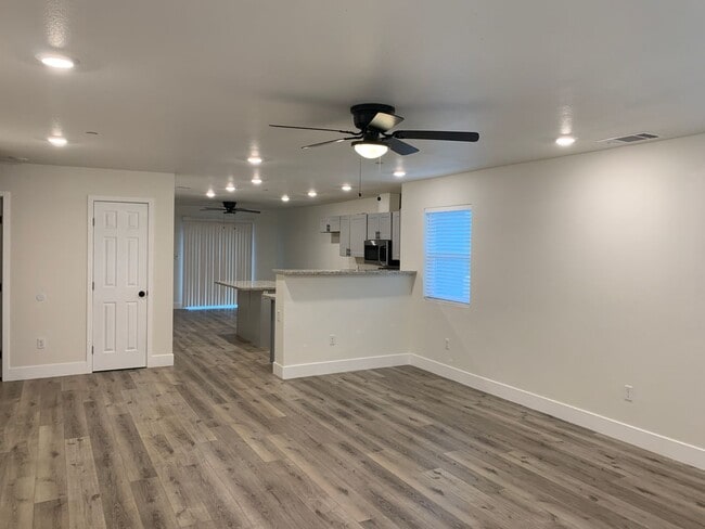 Building Photo - Mountain escape in Paradise!!