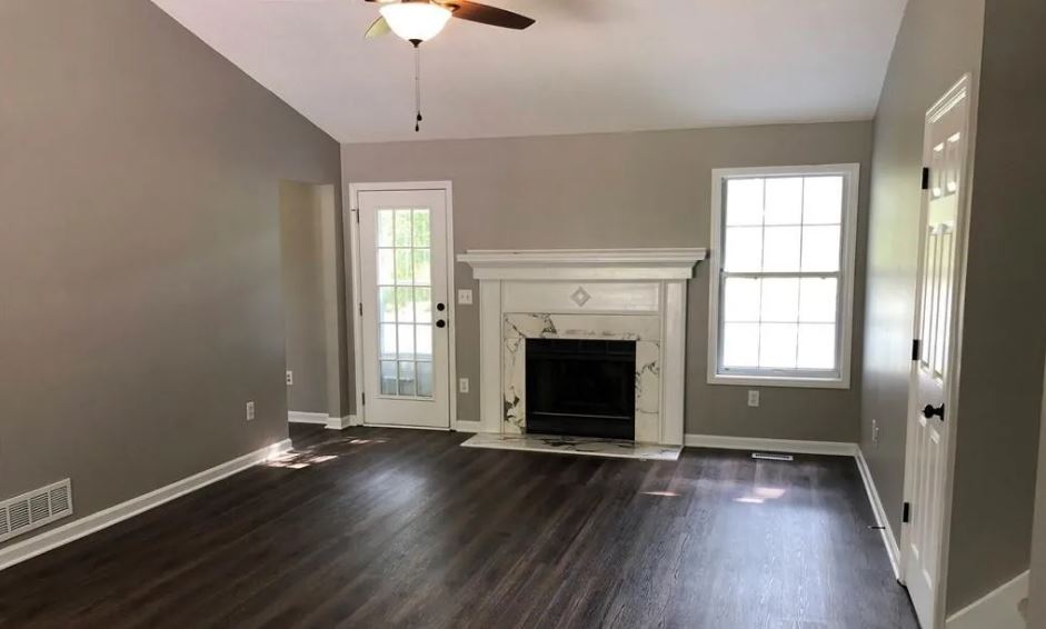 Building Photo - 608 Amberwood Pl