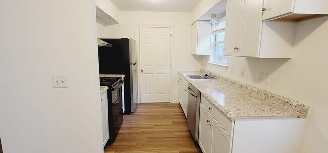 Building Photo - 1408 Colorado St
