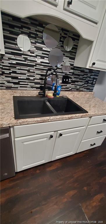 Building Photo - 1401 Carnsmore Dr