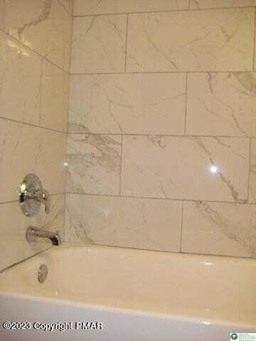 Building Photo - 85 Hunter Ln