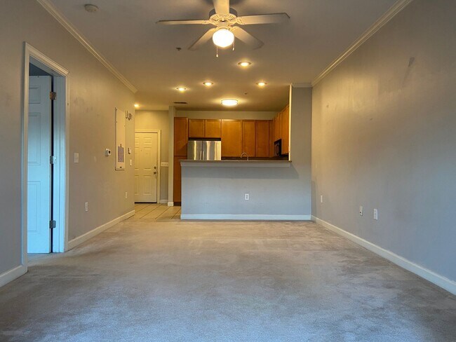 Building Photo - Bellingham Park Beauty