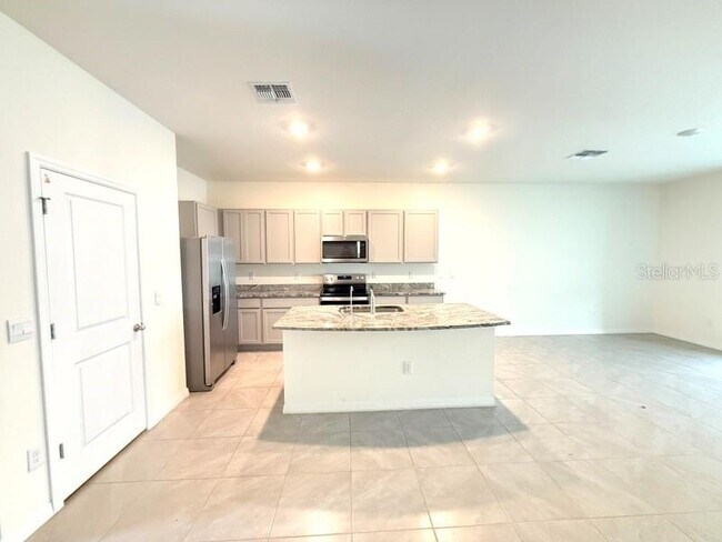 Building Photo - 17234 Amber Aspen Wy