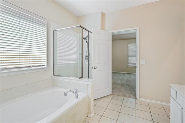 Building Photo - 2713 St John's Dr