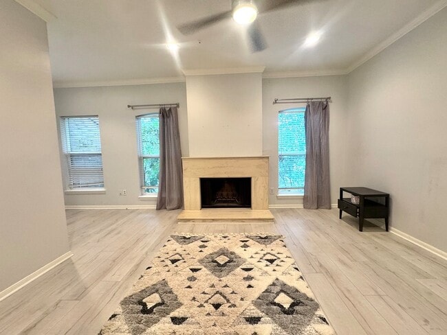 Building Photo - 2323 Bering Dr