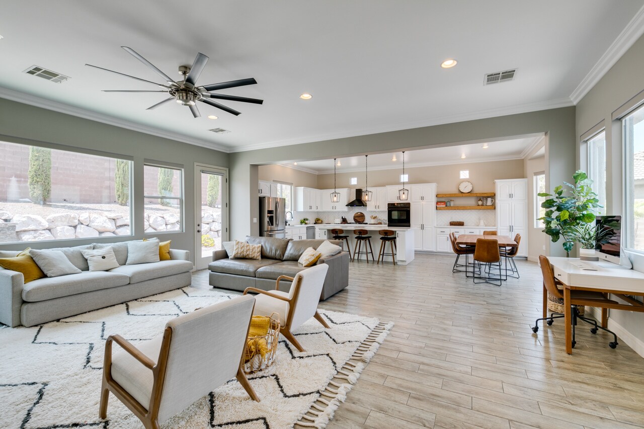 Building Photo - 65 Teahouse St