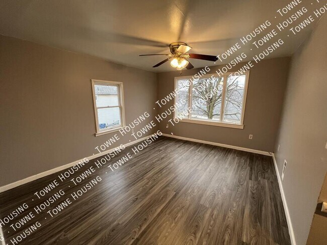 Building Photo - 340 Park Ave