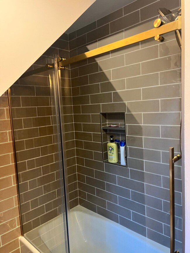 Building Photo - 7110 Ayers Meadow Ln