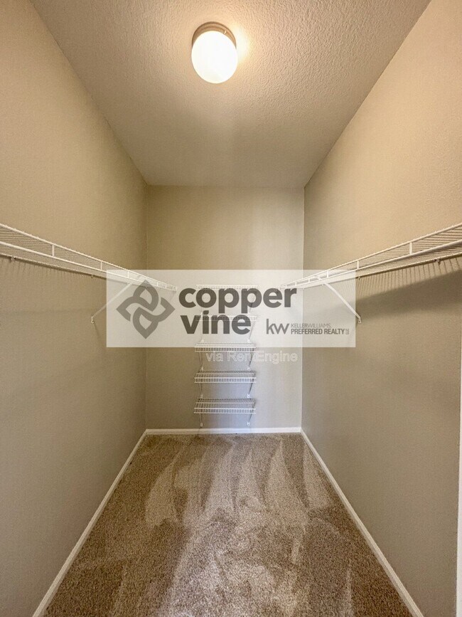 Building Photo - 2855 Blue Sky Cir