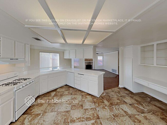 Building Photo - 3045 Sherry Dr
