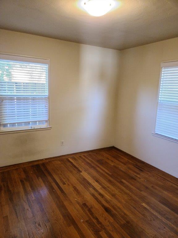 Building Photo - 523 Matadero Ave