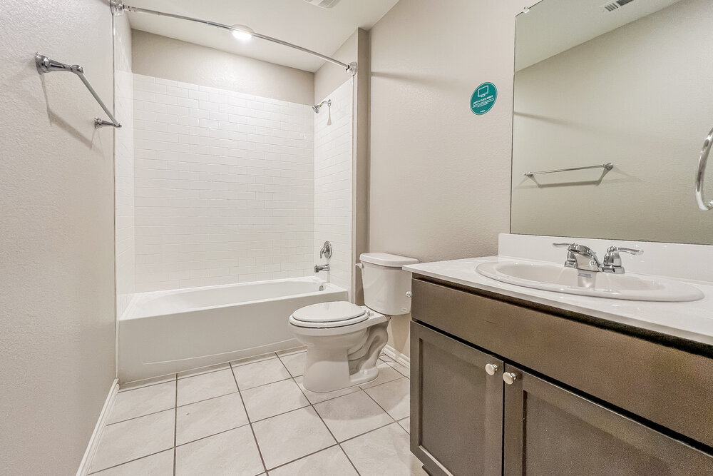 Building Photo - 1805 Tulipwood Dr