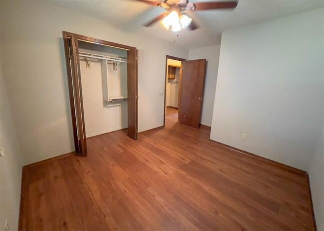 Building Photo - 1303 N Fretz Ave