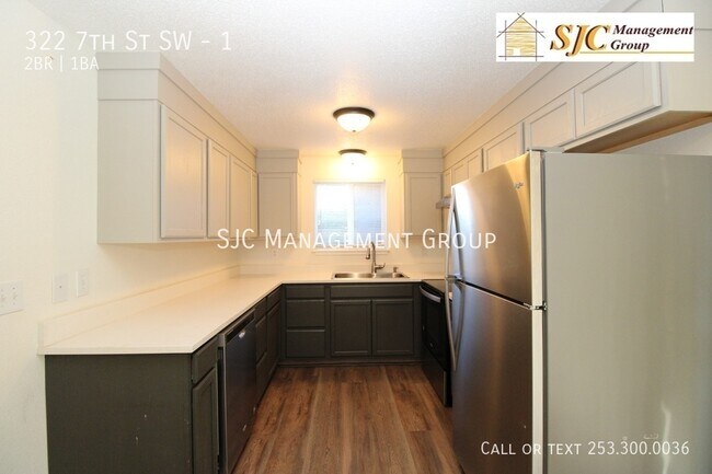 Building Photo - 322 7th St SW