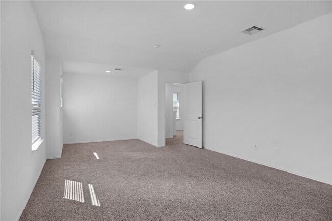 Building Photo - 24311 Saddlestone Green Dr