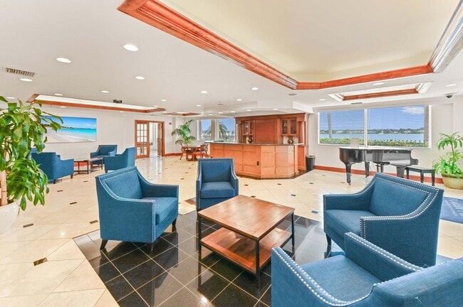 Building Photo - 1801 N Flagler Dr