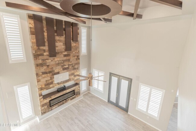 Building Photo - 864 Lemington St