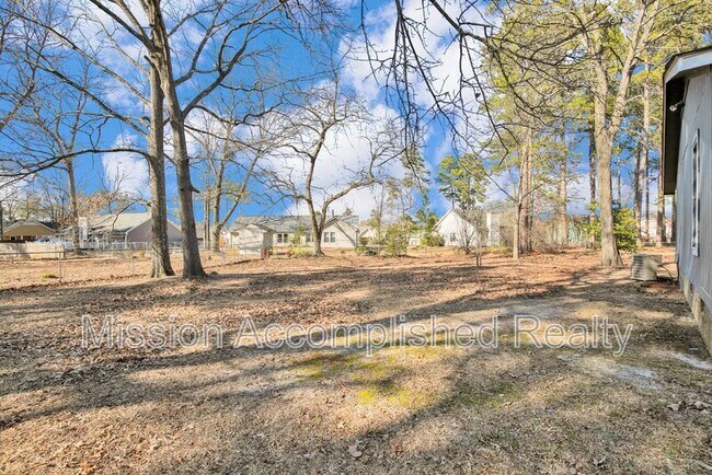 Building Photo - 7345 Pebblebrook Dr