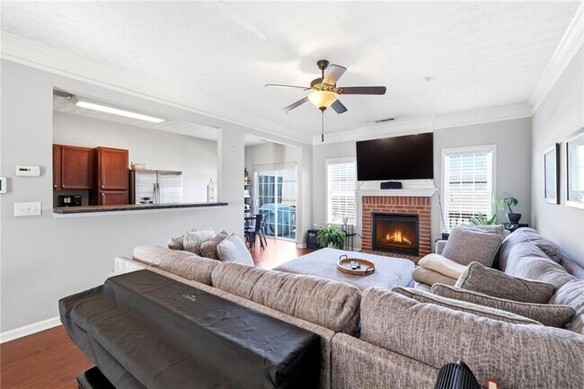 Building Photo - 410 Lantern Ln