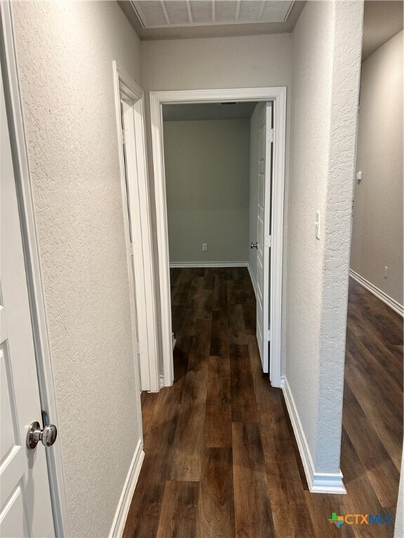 Building Photo - 724 Stonemanor