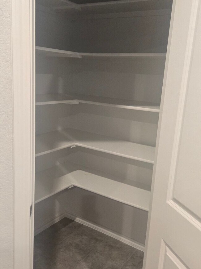 Building Photo - PROCE DROP - MOVE IN SPECIAL - Northwest ISD - Commuter Friendly