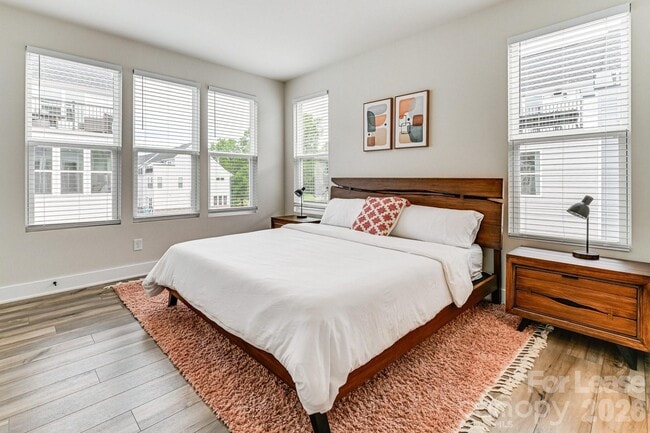 Building Photo - 3015 Jolene Ct