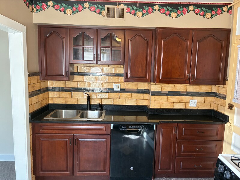 Building Photo - 4215 N Campbell Ave