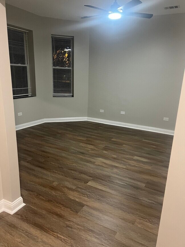 Building Photo - 1434 S St Louis Ave