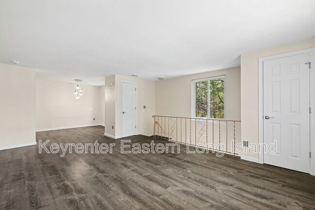 Building Photo - 104 Birchwood Rd