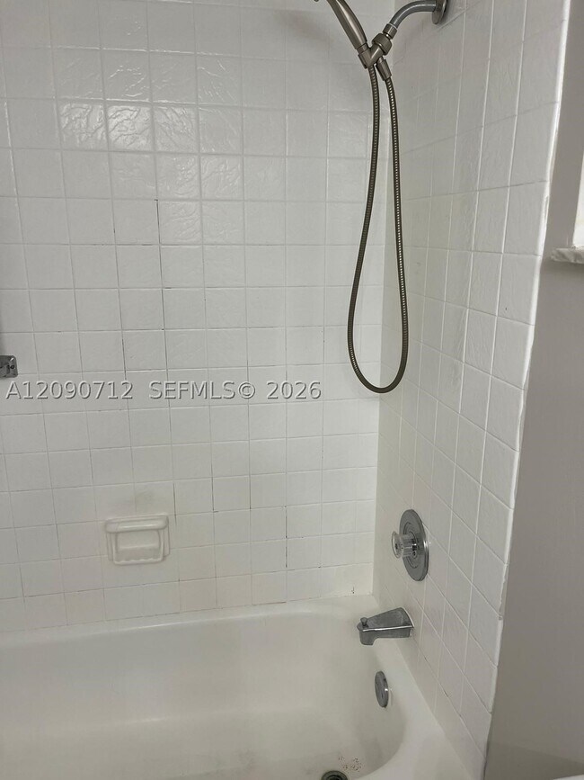 Building Photo - 406 NW 68th Ave