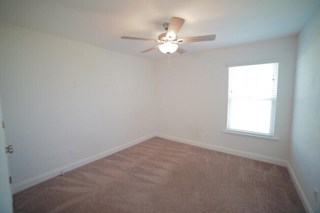 Building Photo - 219 Bienville Pl