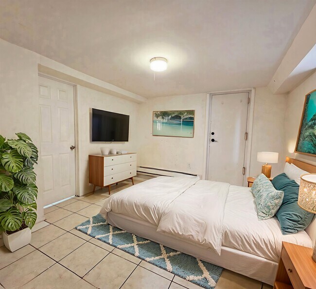 Building Photo - 132 42nd St