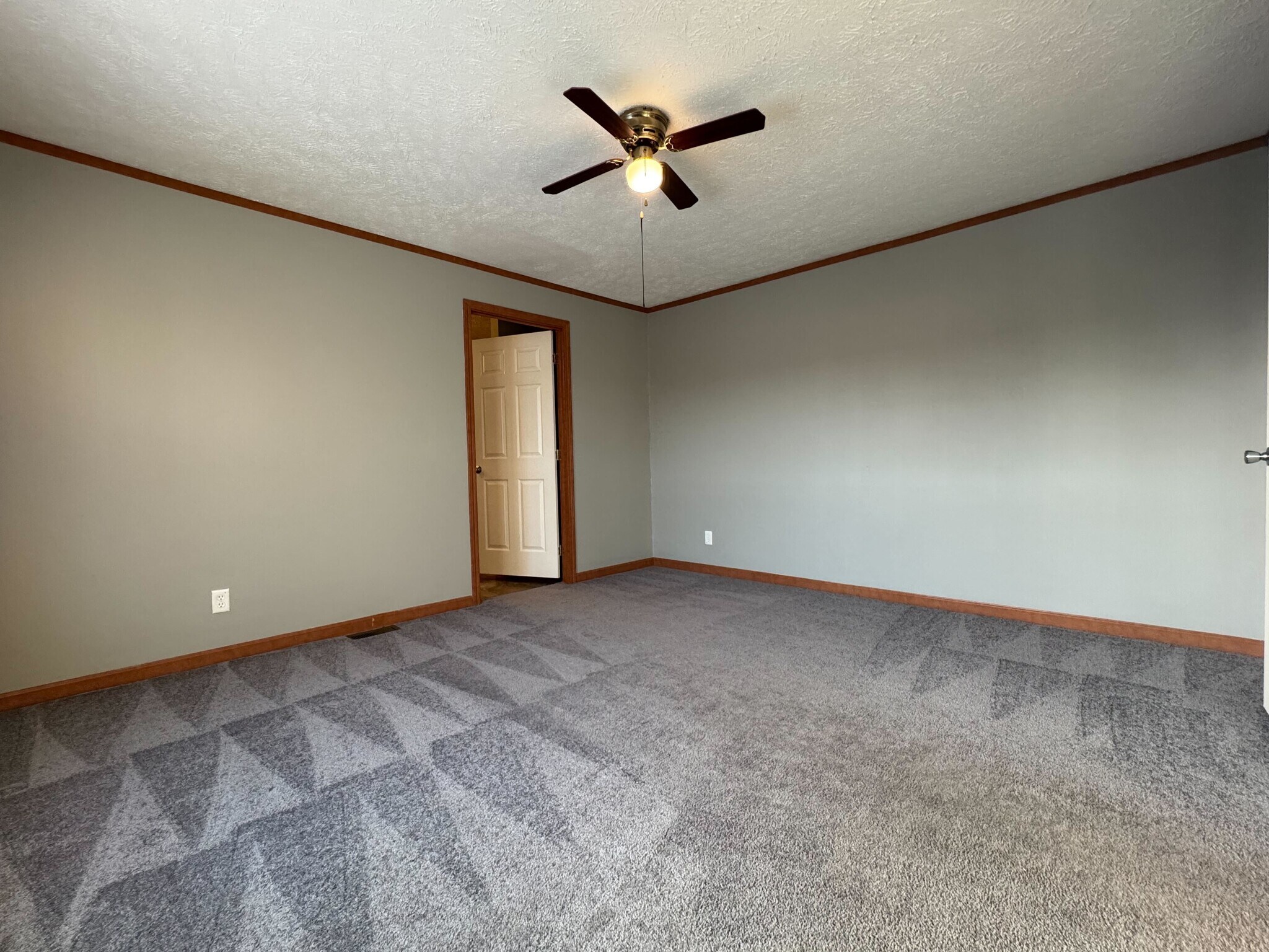 Building Photo - 2021 Lark Ln NW