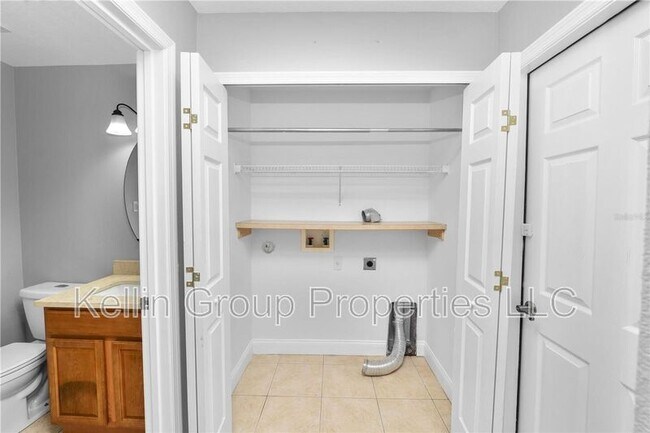 Building Photo - 30816 Pumpkin Ridge Dr