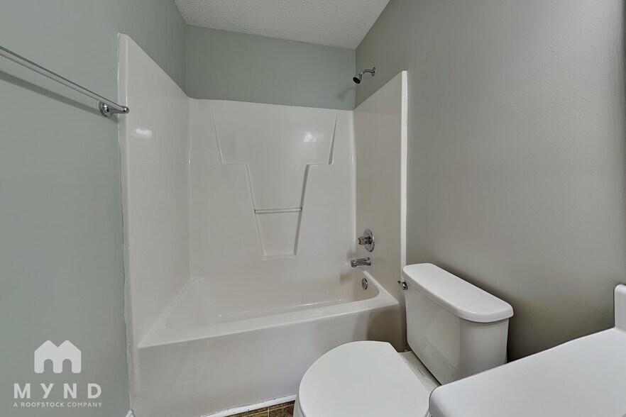 Building Photo - 54 Pedernales Dr