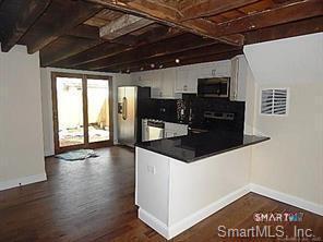 Building Photo - 21 Sherman St